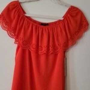 NWT Iris top in orange, size small. Sits off of the shoulders.